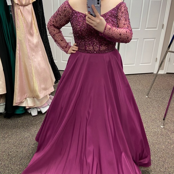 mori lee fuchsia prom dress - Picture 2 of 3